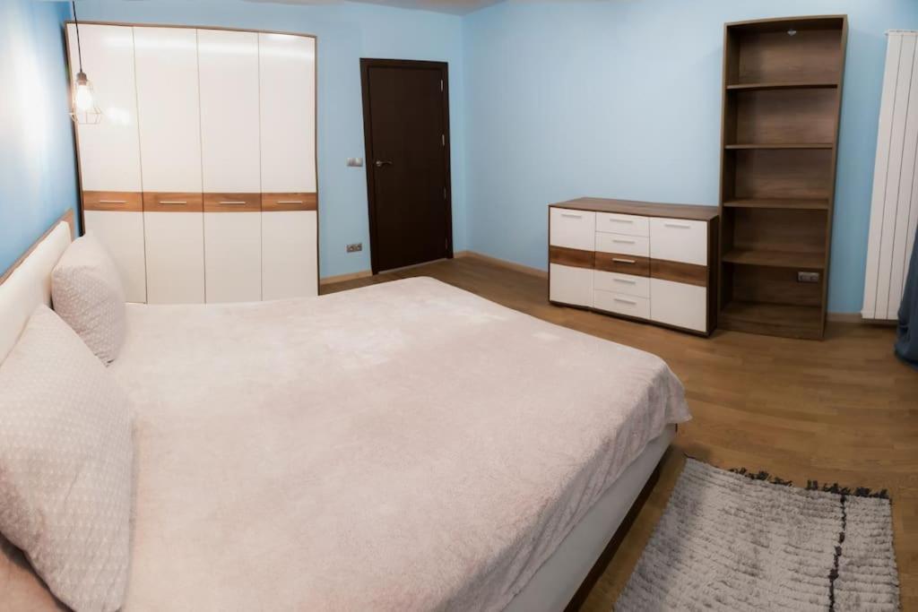 Very Spacious & Modern 3Bed Near Airport & Centre ソフィア エクステリア 写真